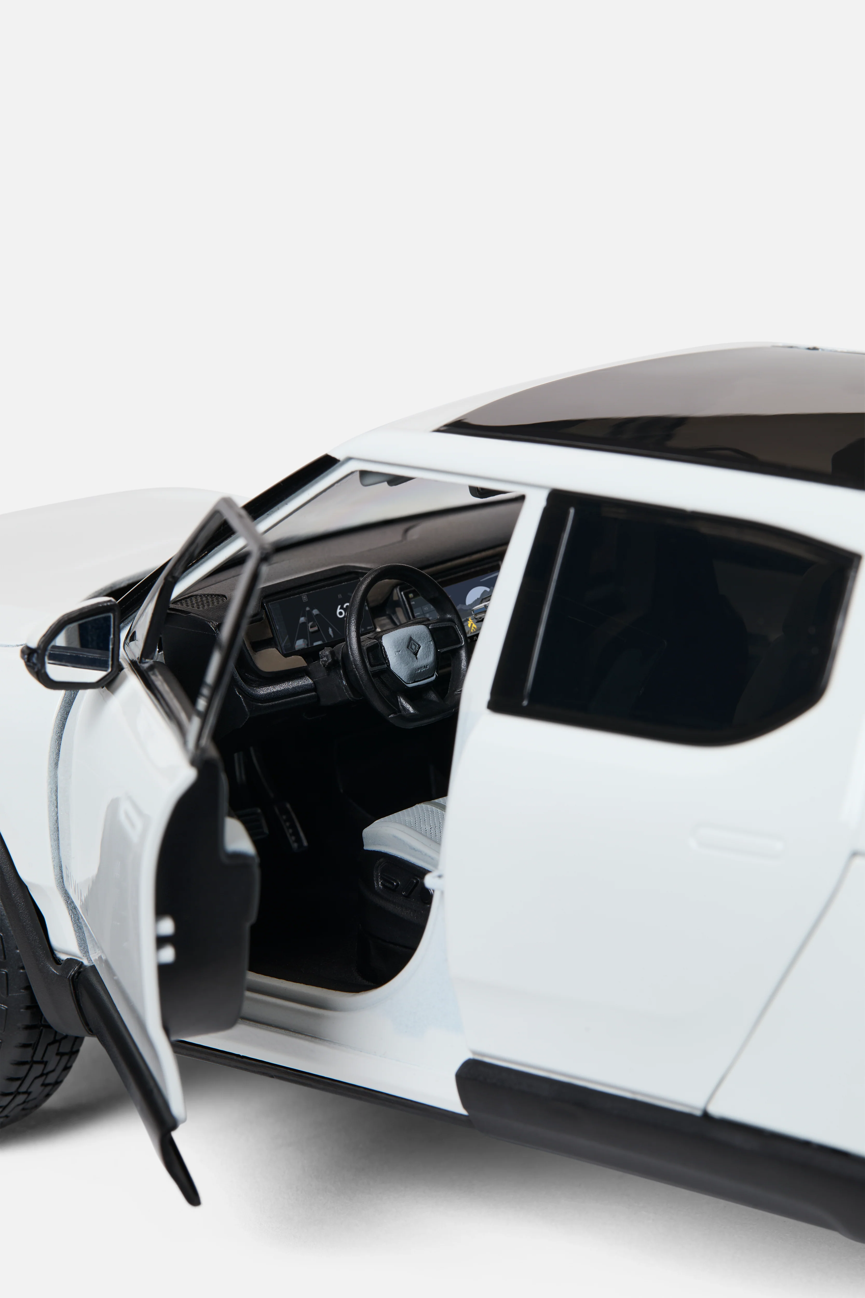 Rivian R1T 1:20 Scale - Image 12