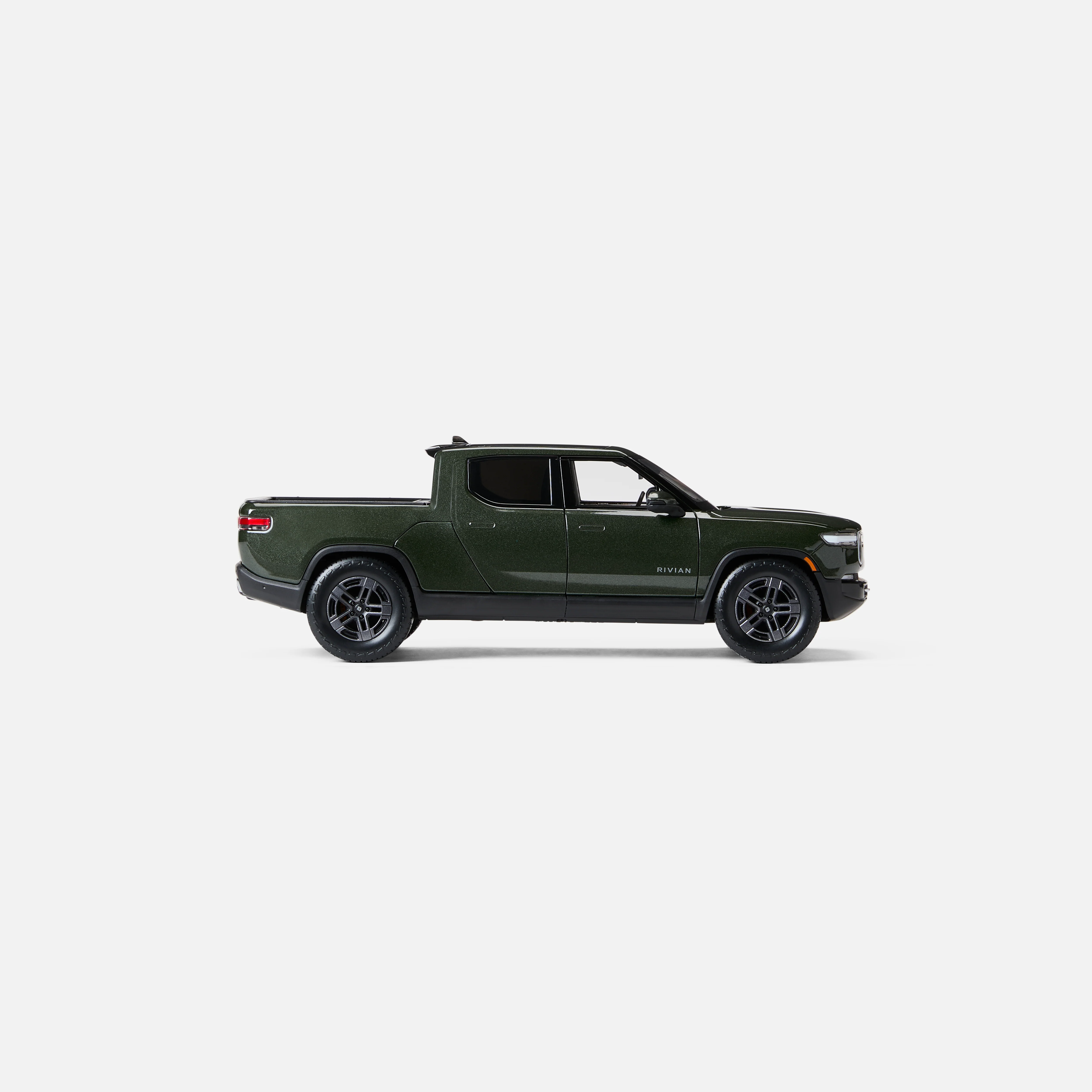 Rivian R1T 1:20 Scale - Image 2