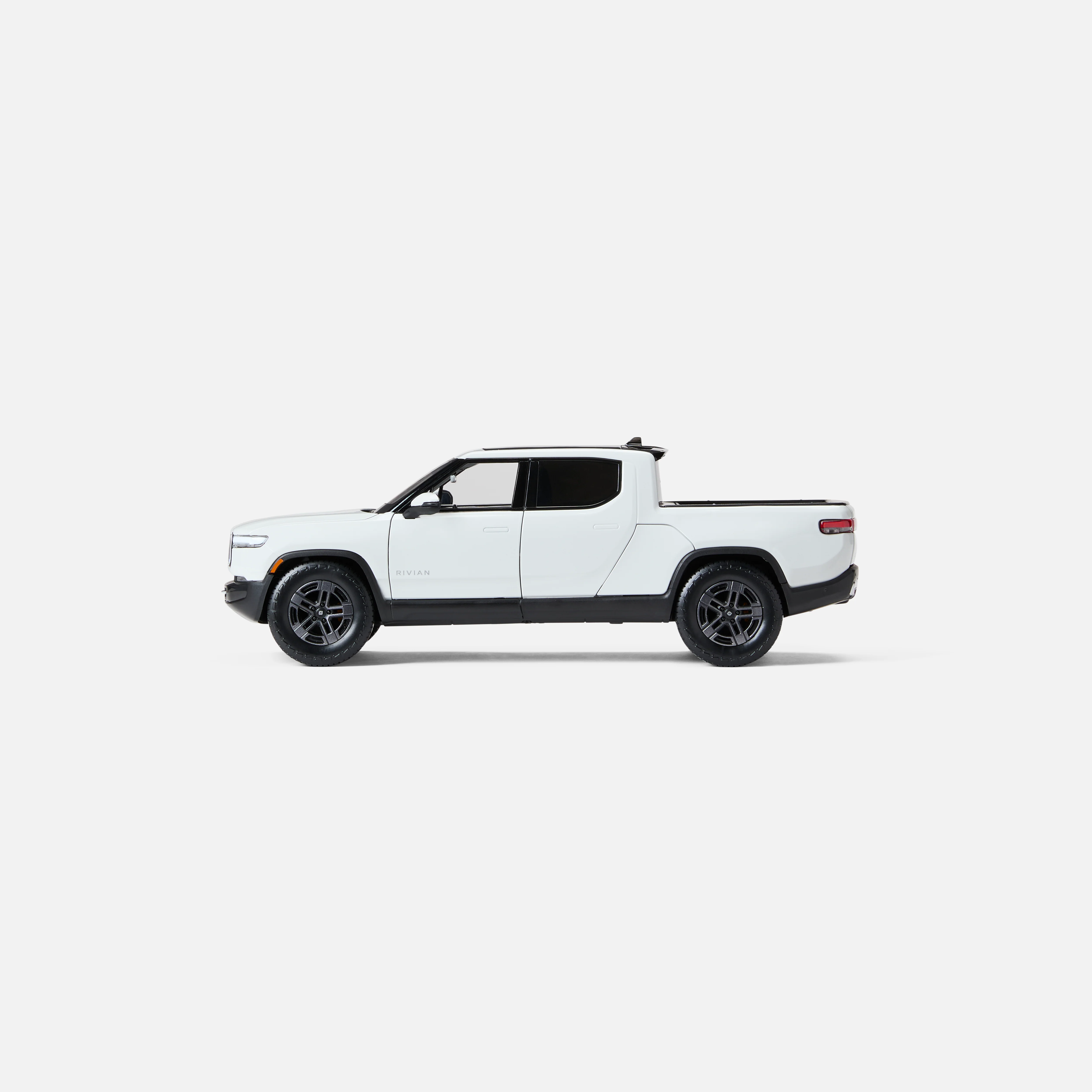 Rivian R1T 1:20 Scale - Image 7